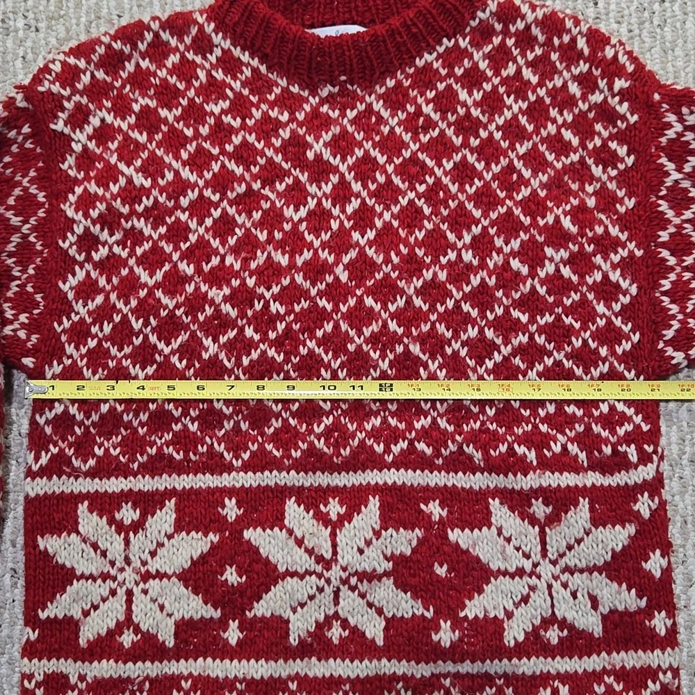 VINTAGE Red Snowflake Pattern Wool Sweater - Picture 6 of 13